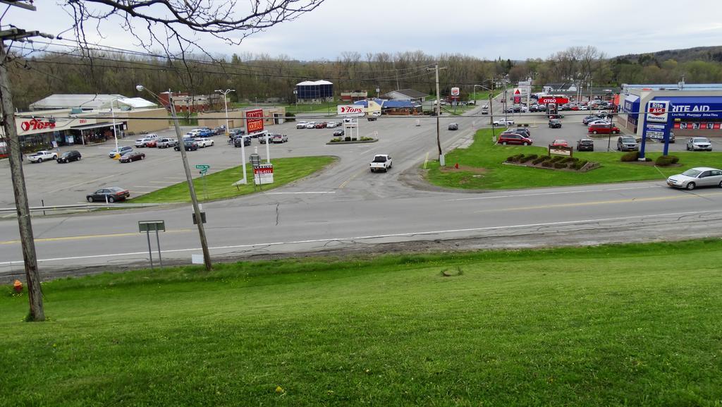 Attican Motel - Attica - Batavia - Warsaw - Darien Lake Buitenkant foto